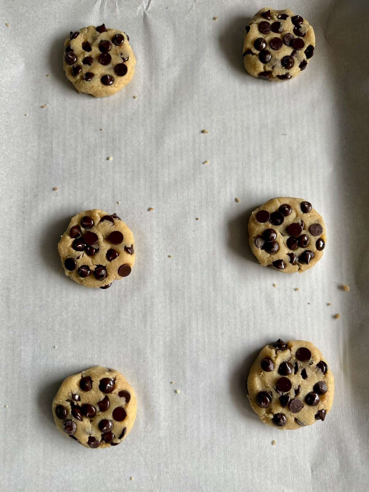 6 ingredient almond flour chocolate chip cookies