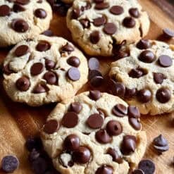 6 ingredient almond flour chocolate chip cookies