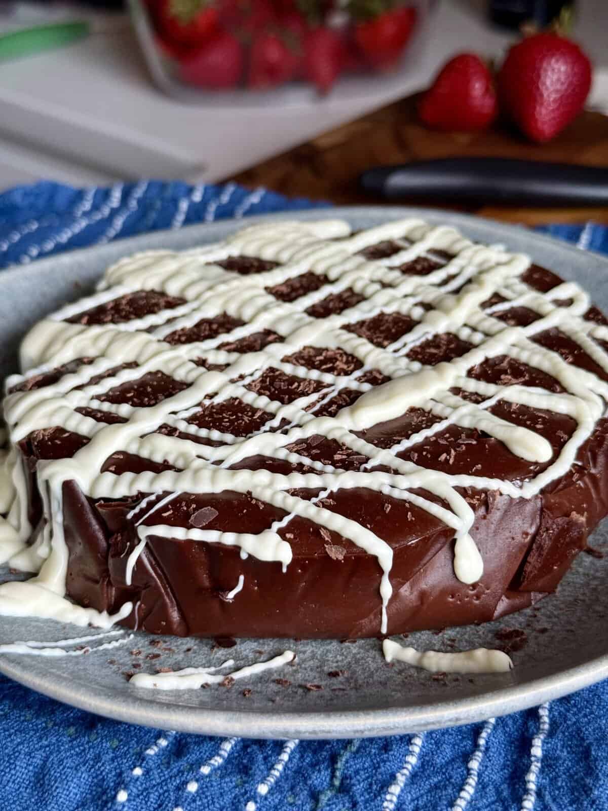 3 ingredient chocolate yogurt cake