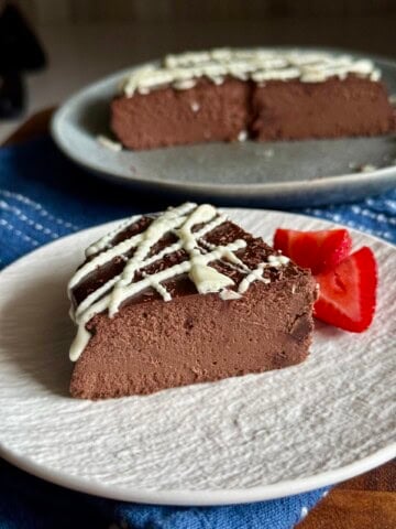 3 ingredient chocolate yogurt cake