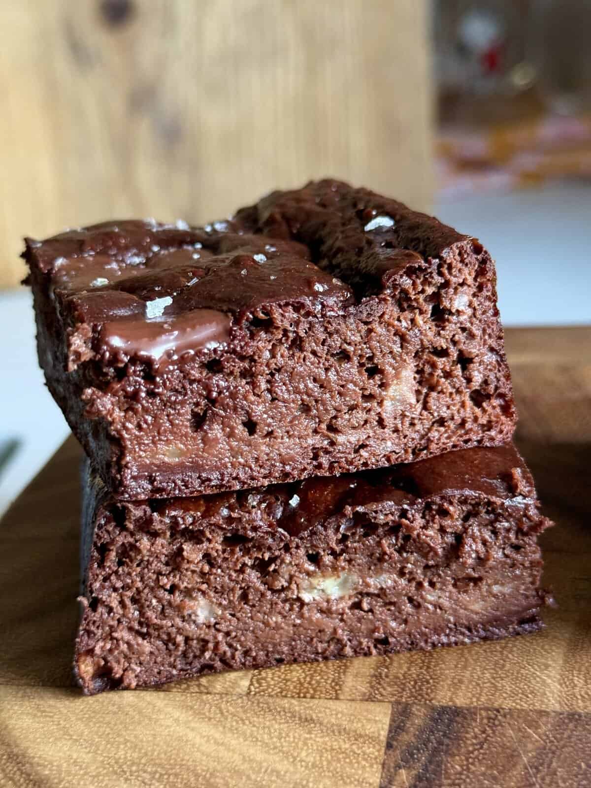 5 ingredient healthy chocolate banana brownie
