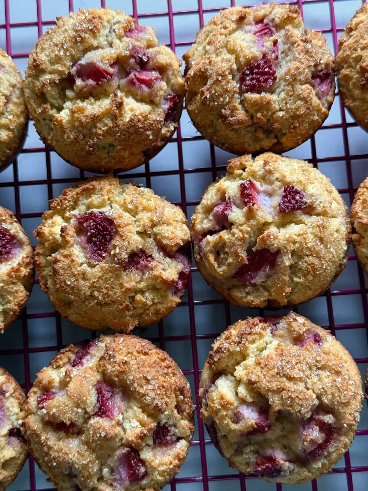 strawberry almond flour muffins