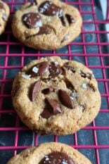 5 ingredient flourless peanut butter chocolate chip cookies