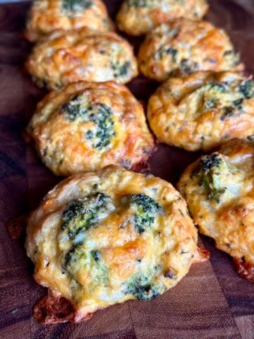 easy broccoli and cheddar egg biscuits