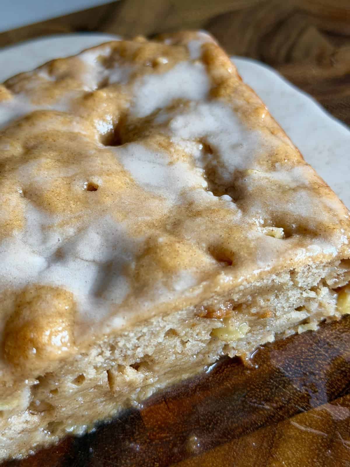 easy apple cake with cinnamon icing