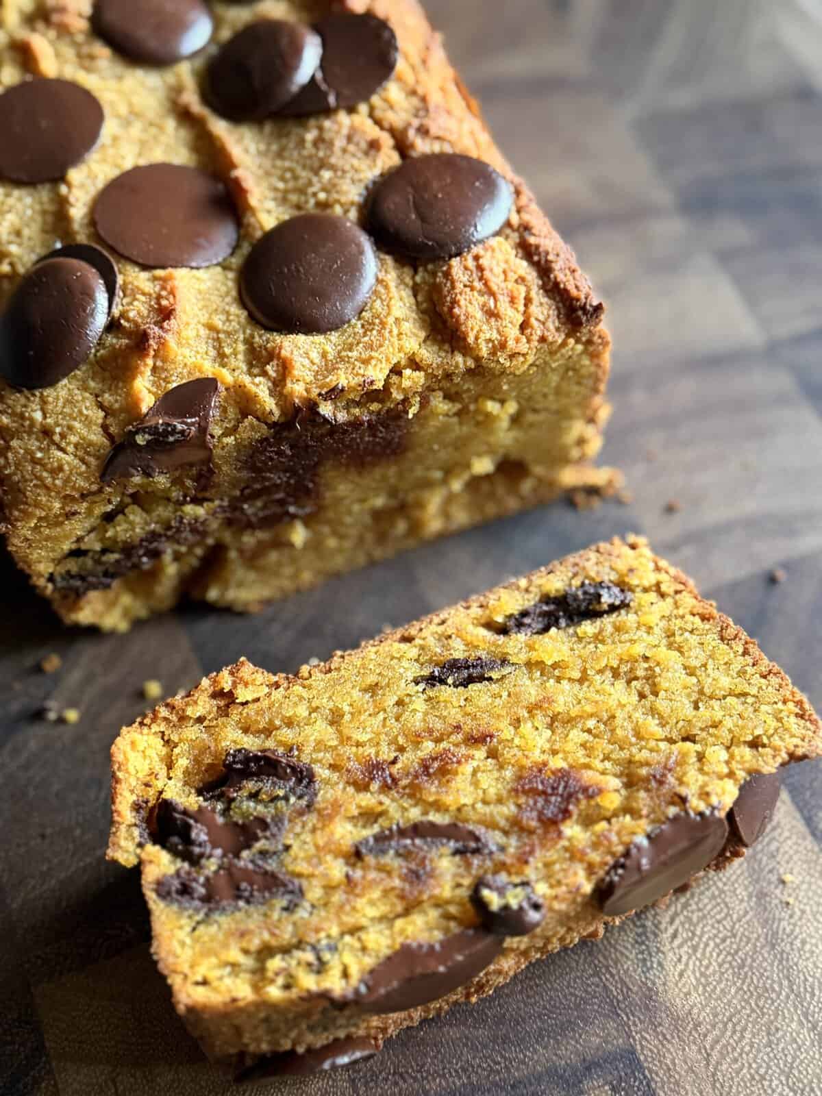 easy pumpkin almond flour bread