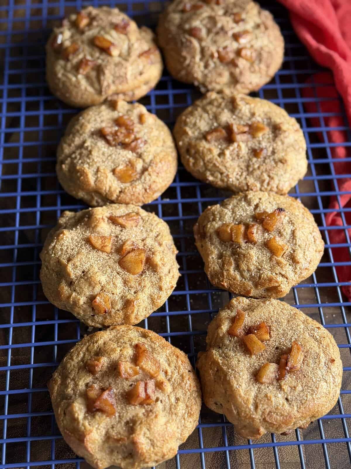 easy apple breakfast biscuits