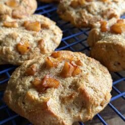 easy apple breakfast biscuits