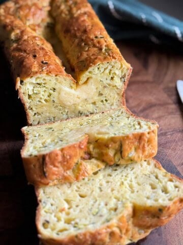 easy french style zucchini loaf