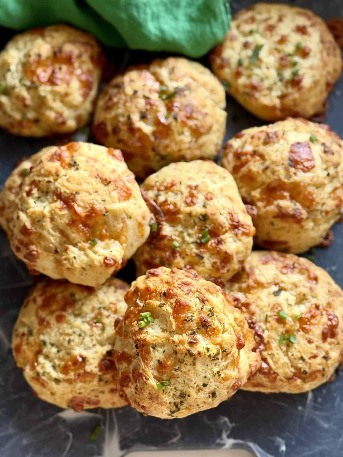 easy cheddar bay biscuits