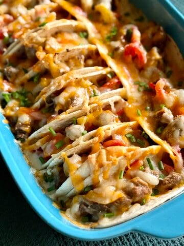 easy baked steak tacos with avocado sauce