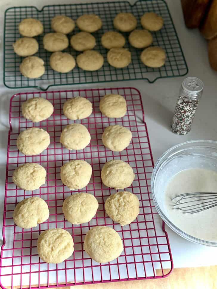 chewy italian ricotta cookies