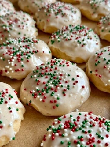 chewy italian ricotta cookies