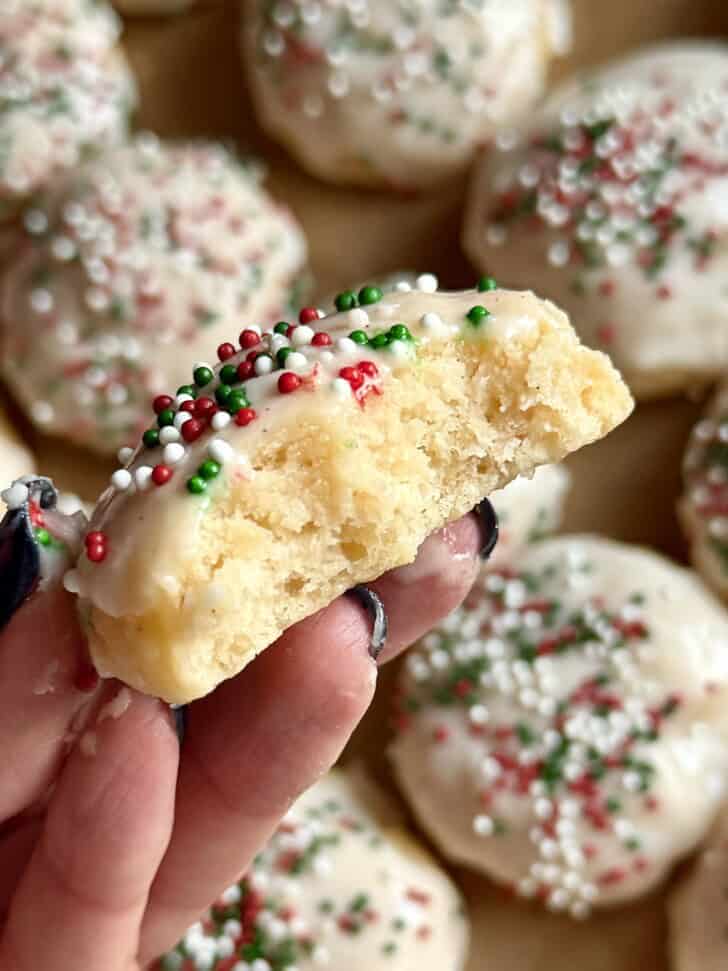 chewy italian ricotta cookies