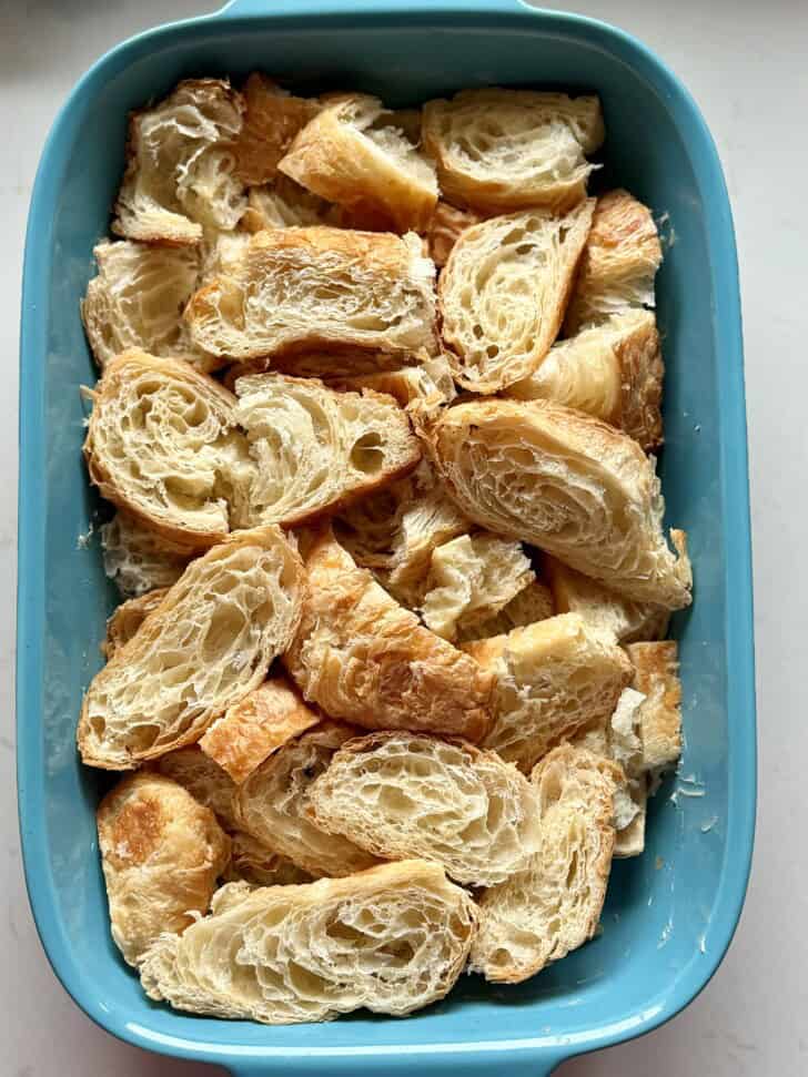 easy ham, egg + cheese croissant bake