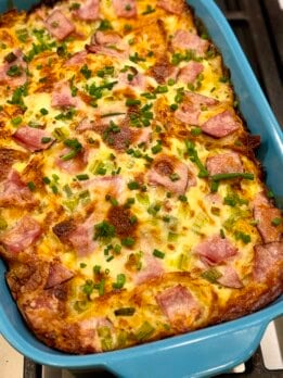 easy ham, egg + cheese croissant bake