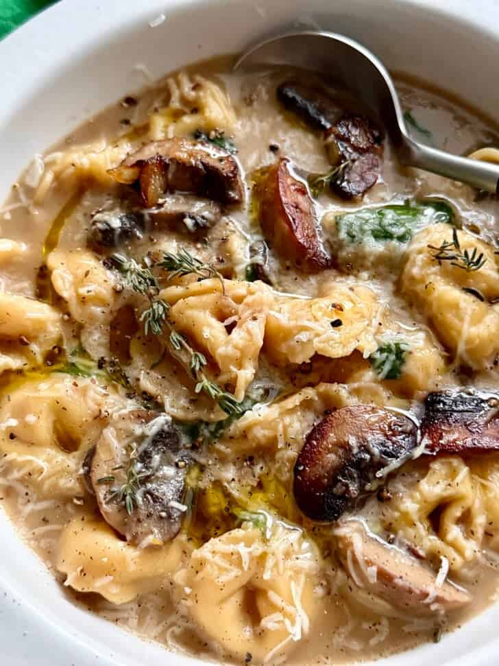 creamy mushroom + spinach tortellini soup