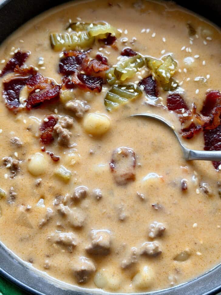 one pot cheeseburger gnocchi soup