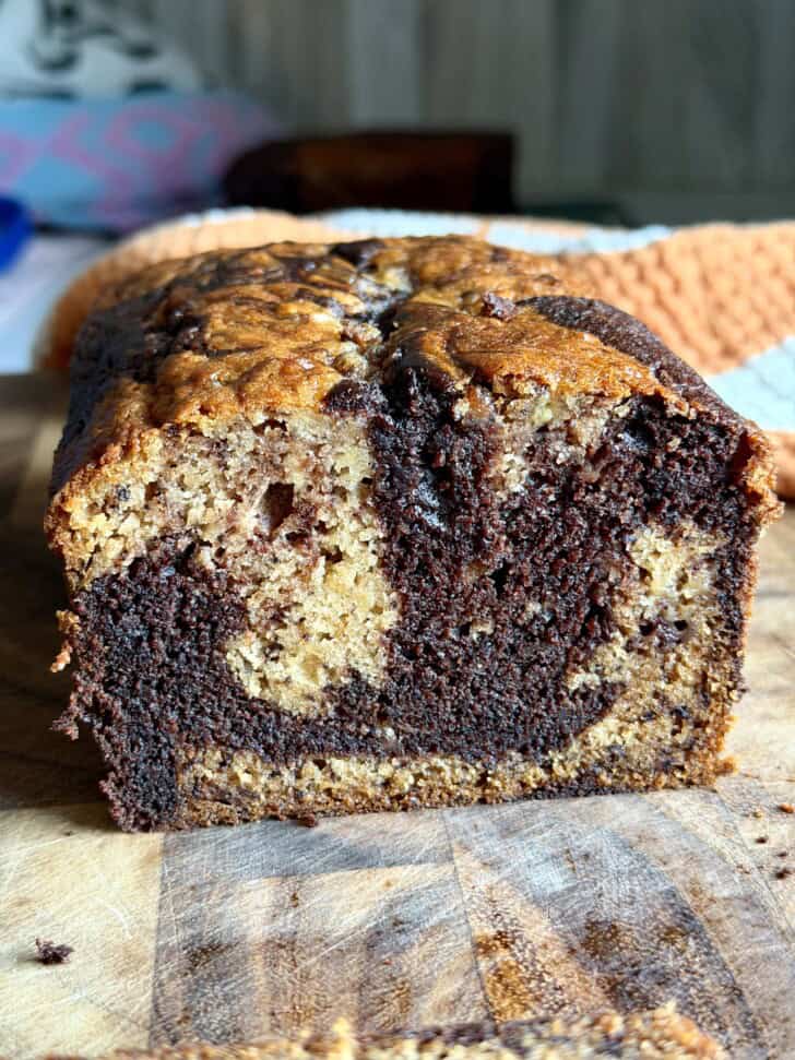easy marbled banana bread