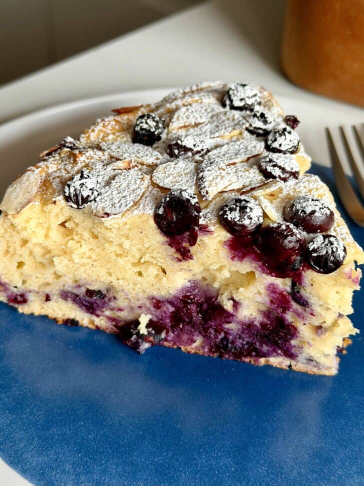 lemon blueberry ricotta cake