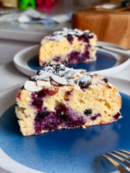 lemon blueberry ricotta cake