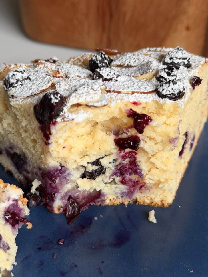 lemon blueberry ricotta cake
