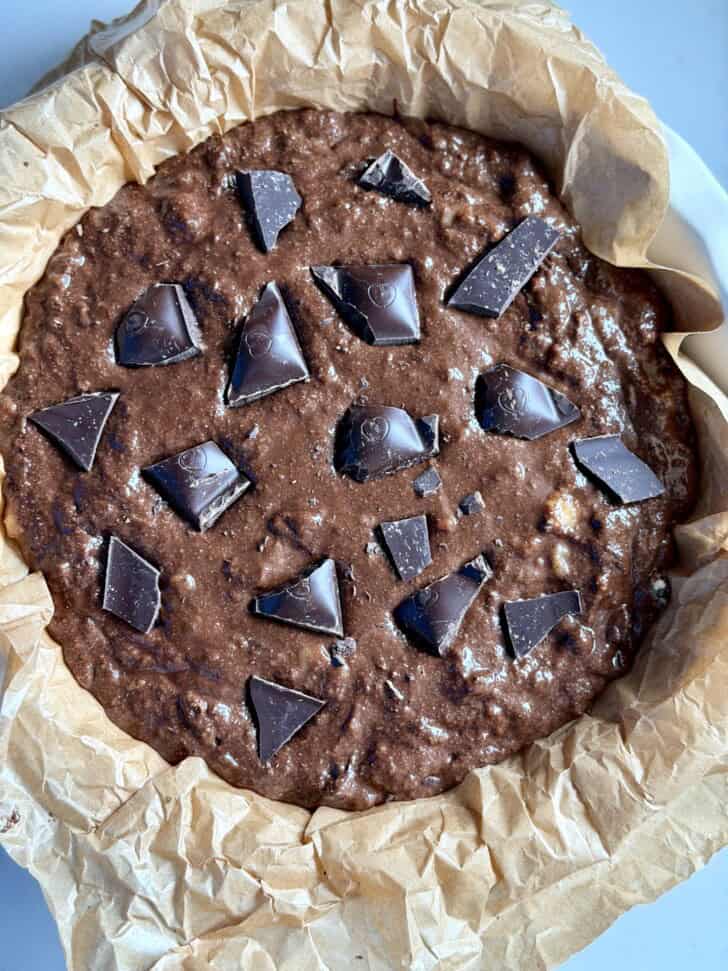 healthier fudgy chocolate chunk banana cake