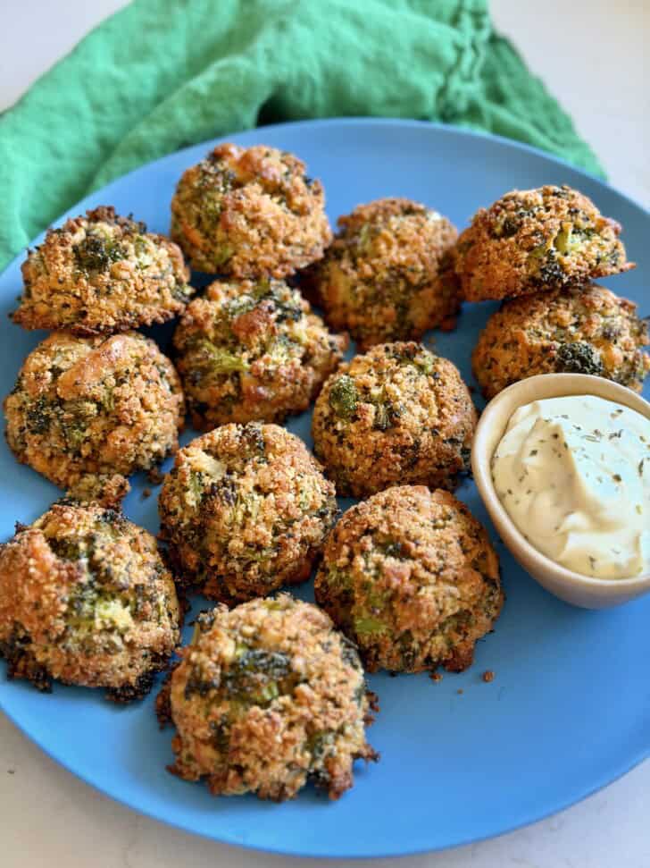 crunchy baked broccoli balls