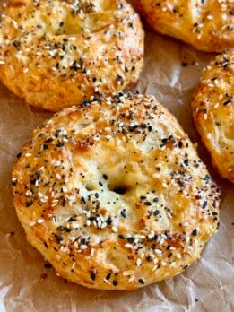 high protein cottage cheese bagels