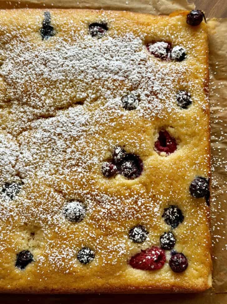 easy berry ricotta cheese cake
