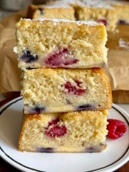 easy berry ricotta cheese cake