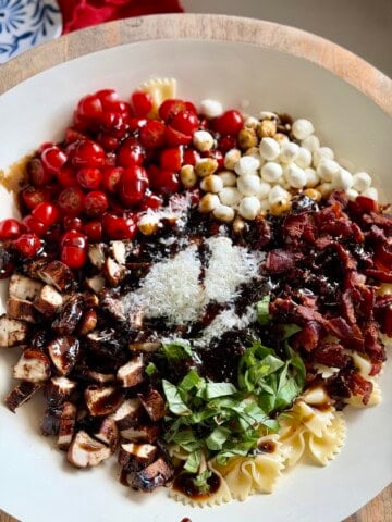 bruschetta chicken pasta salad