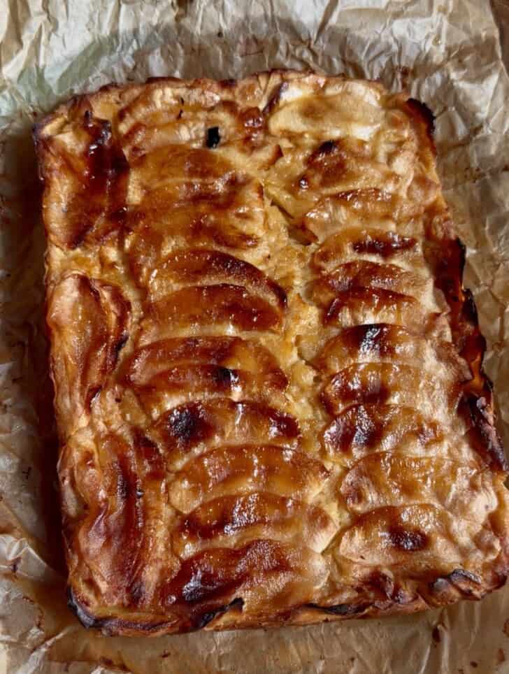 apple tart cake